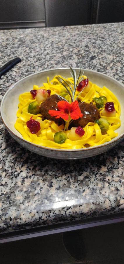 B&B Restaurant Le Pernollet Evionnaz Exterior photo